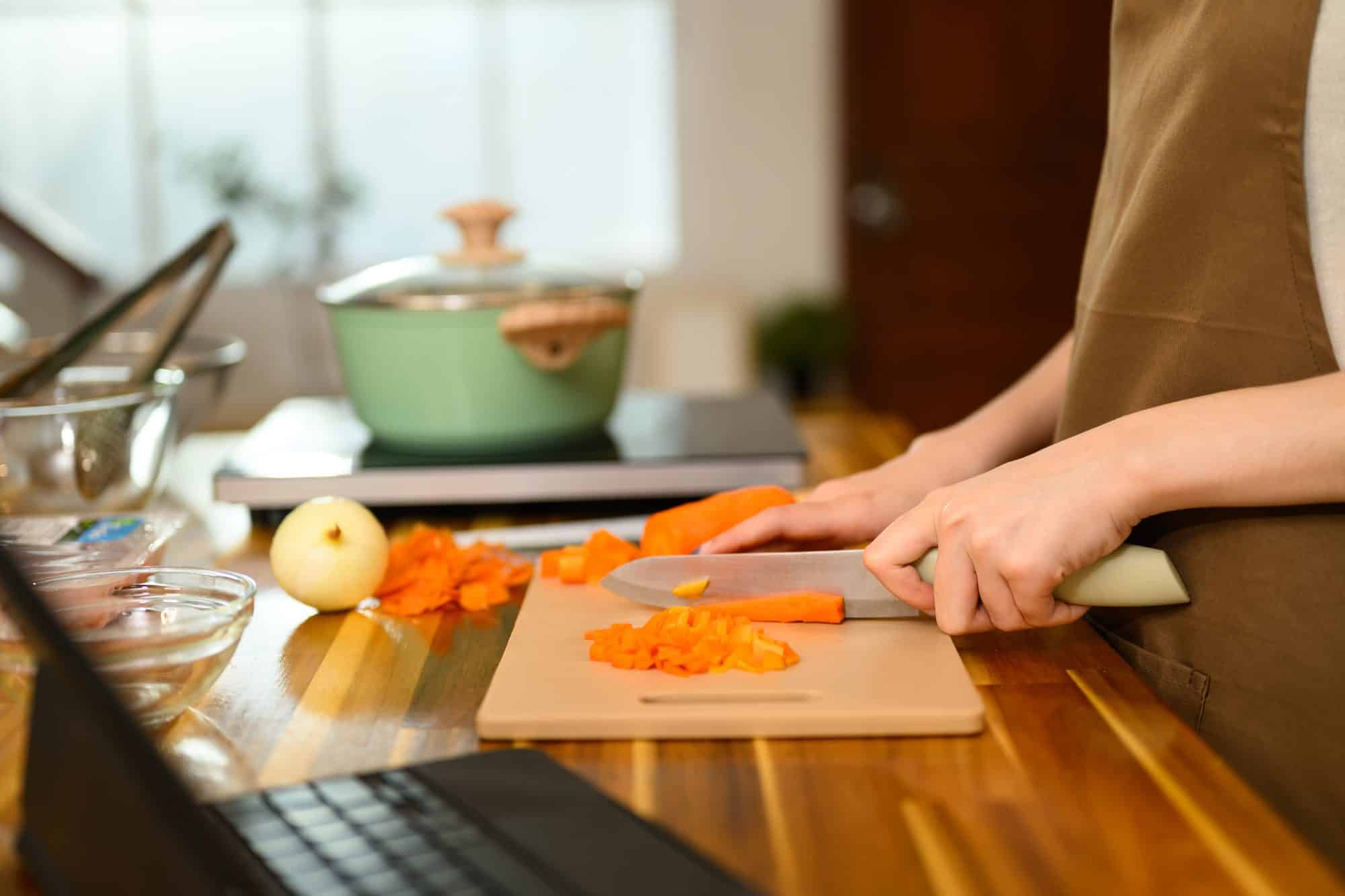 Blog 2 - Kitchen Design Tips for Apartment Space Cooking